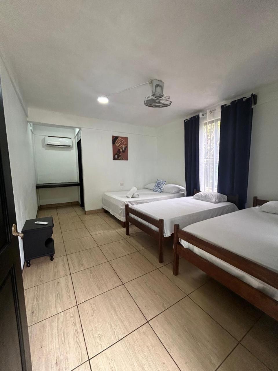 Los Amigos Jungle Hotel 托尔图格罗 客房 照片